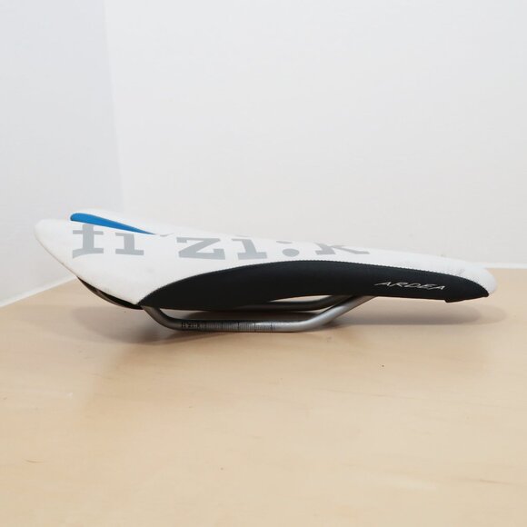 Fizik Ardea Bike Saddle - Picture 4 of 10